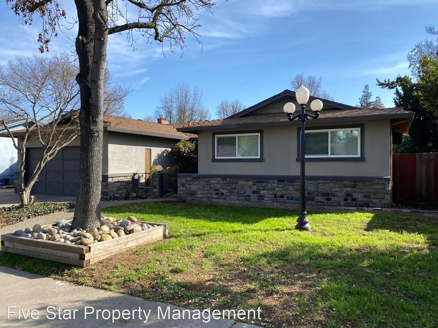 2500 Kilkenny Dr photo 1
