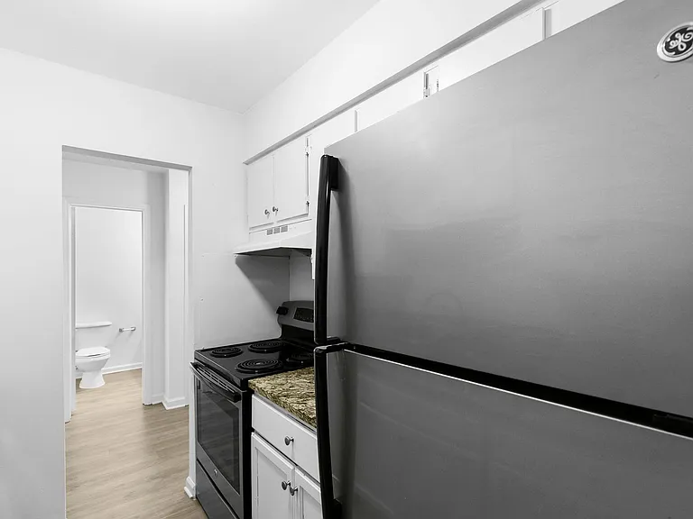 Glen Iris Place — Photo 14