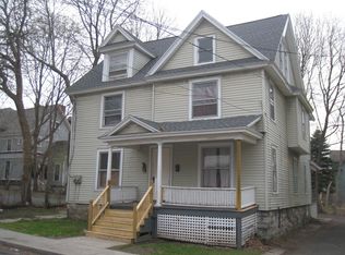 17 School St, Auburn, NY 13021