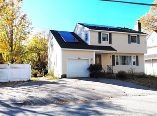 61 Florence Ave, Lowell, MA 01851