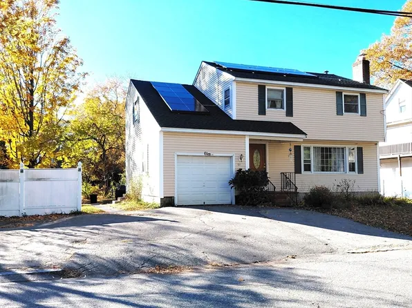 61 Florence Ave, Lowell, MA 01851