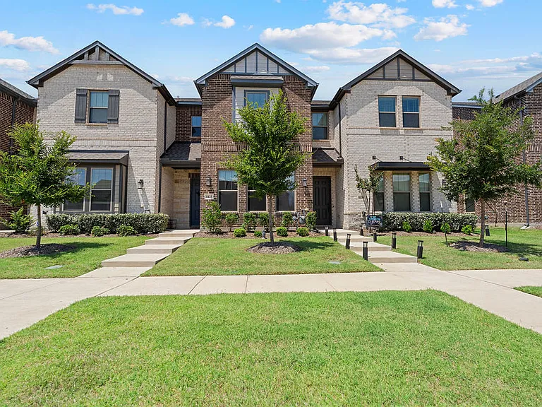 6435 Baritone Ct — Photo 1