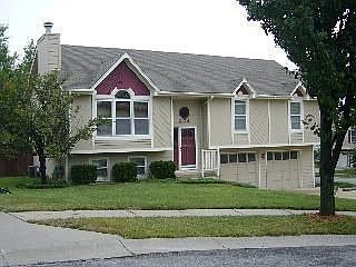1st image of 804 NE 108th St