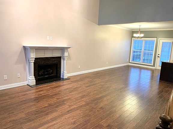 3rd image of 1351 Golden Eagle Way