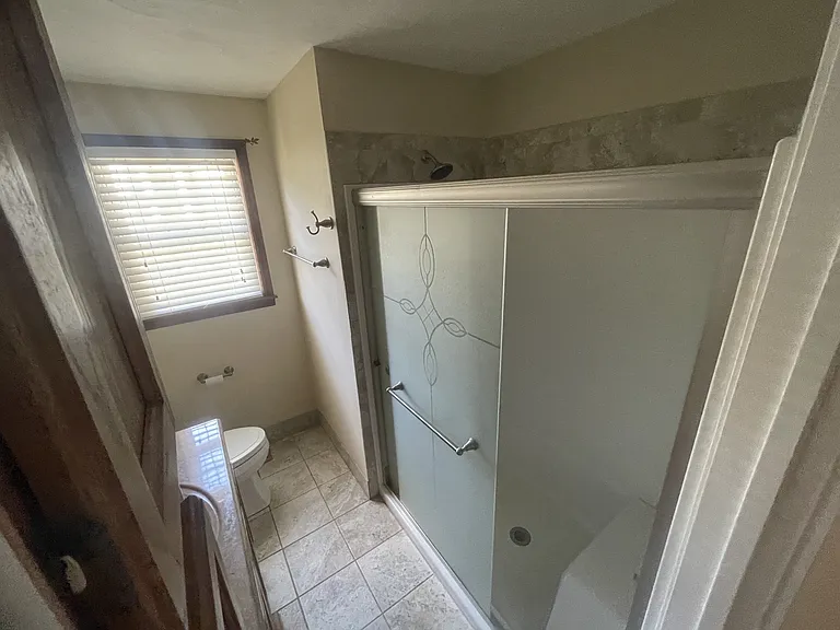 127 Duke St — Photo 11