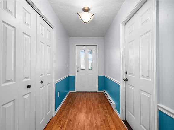3rd image of 4601 Pinewood Dr APT 194