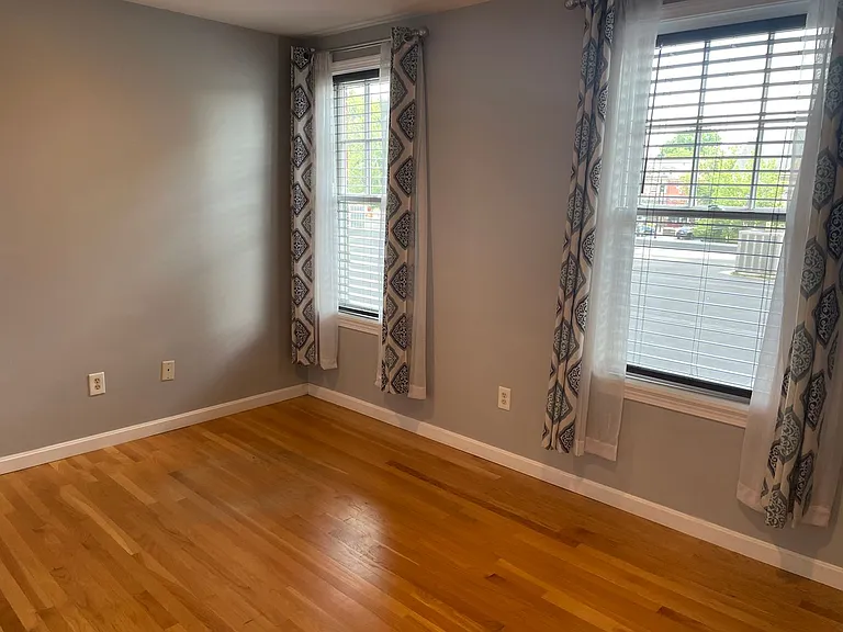 1488 Westminster St #4 — Photo 21