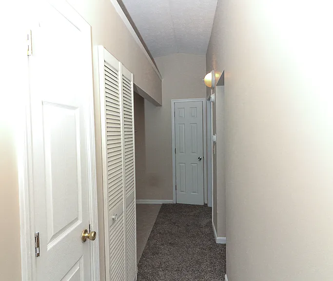 407 Knox Ave — Photo 16
