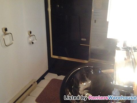 3rd image of 1293 Dayton Ave