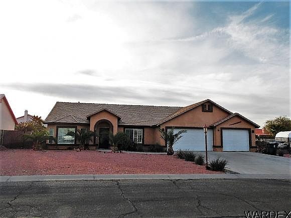 1st image of 2042 E Jeffrey Dr