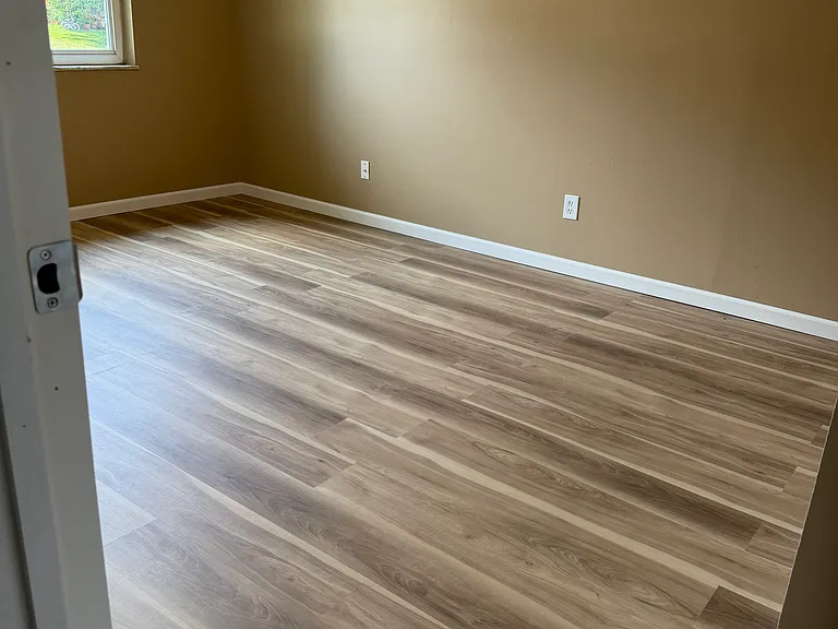 230 Orth Dr — Photo 5
