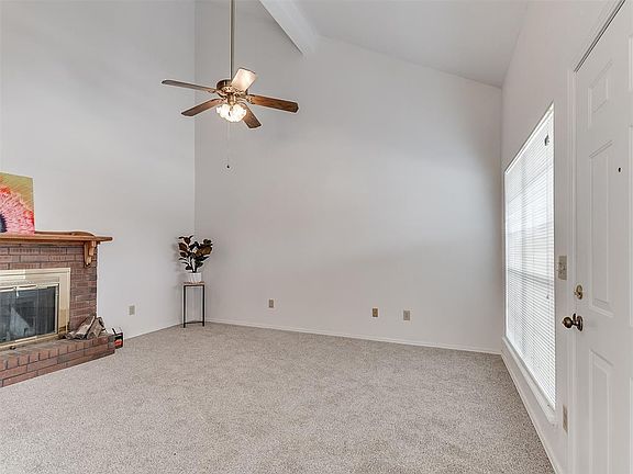 5th image of 11525 N Meridian Ave APT 208