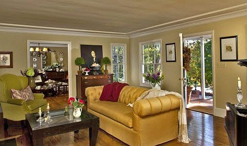 2nd image of 2757 Palos Verdes Dr N