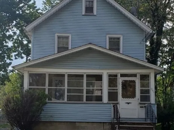204 Sterling Pl, Roselle, NJ 07203