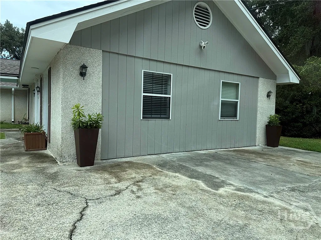 2 bed, 2.0 bath, 800 sqft, $1,800 — Photo 3