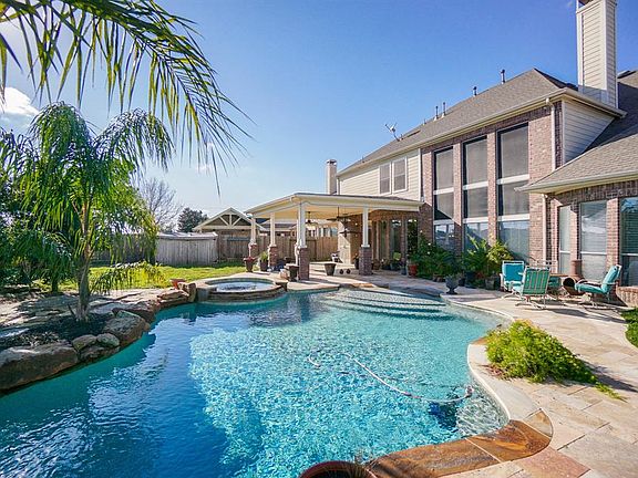 3rd image of 26607 Godfrey Cove Ct