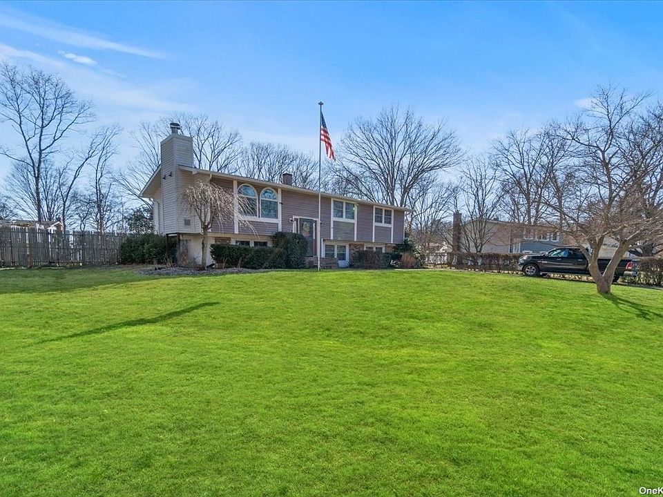 6 Mayflower Lane, East Setauket, NY 11733 Zillow