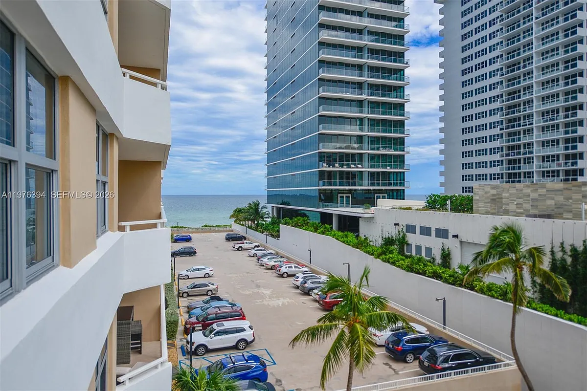 Building Photo - 1980 S Ocean Dr #4L