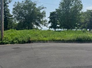45 Joanne Ct, Staten Island, NY 10312