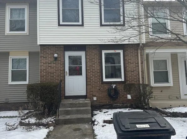 104 Charing Ct, Sterling, VA 20164