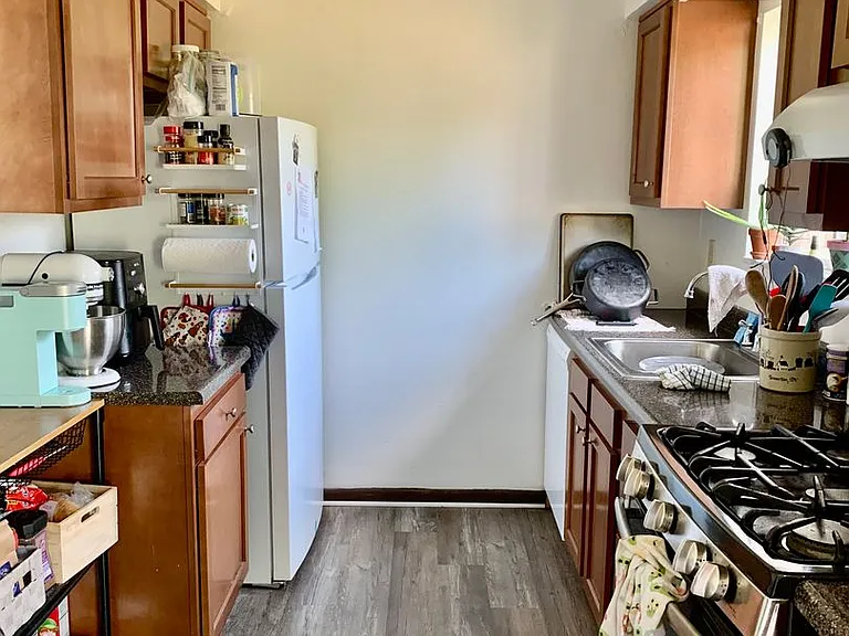 427 Manor Rd — Photo 13
