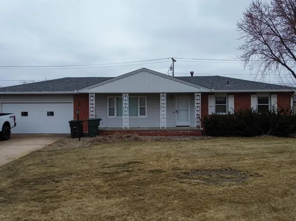 2115 Home St, Hastings, NE 68901