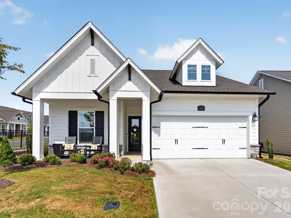 1018 Lowland Way, Waxhaw, NC 28173