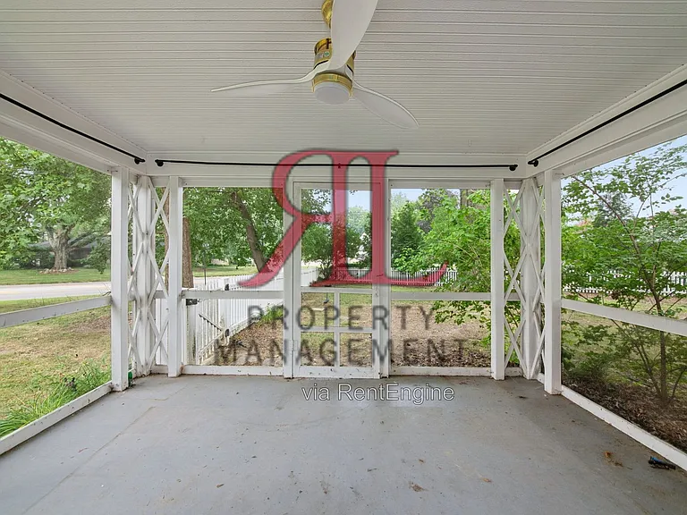 85 Eastmoor Blvd — Photo 7