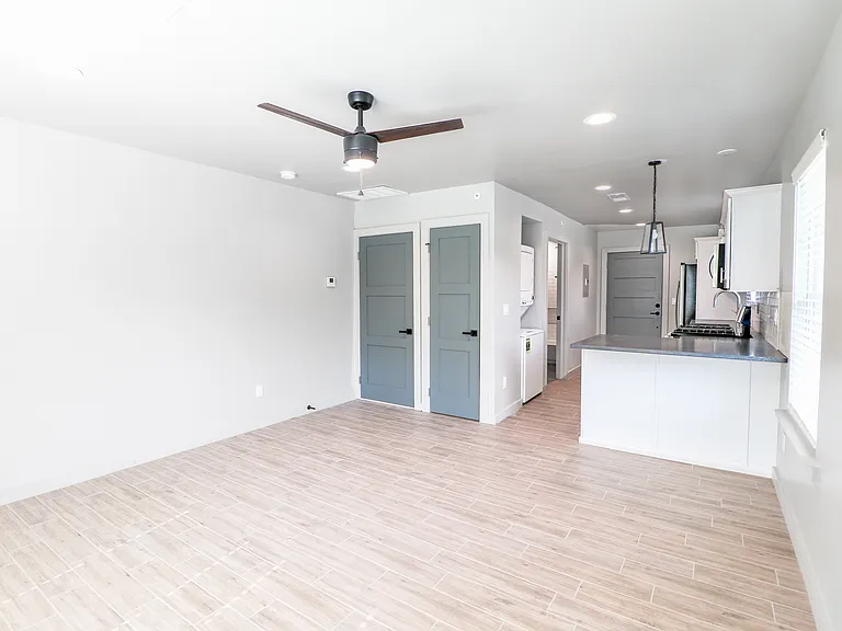 3919 N Pennsylvania Ave #14B — Photo 4