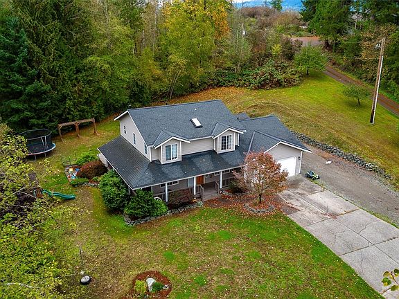 2nd image of 1023 Alderwood Lane