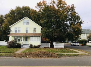 330 Reeds Ln, Stratford, CT 06614