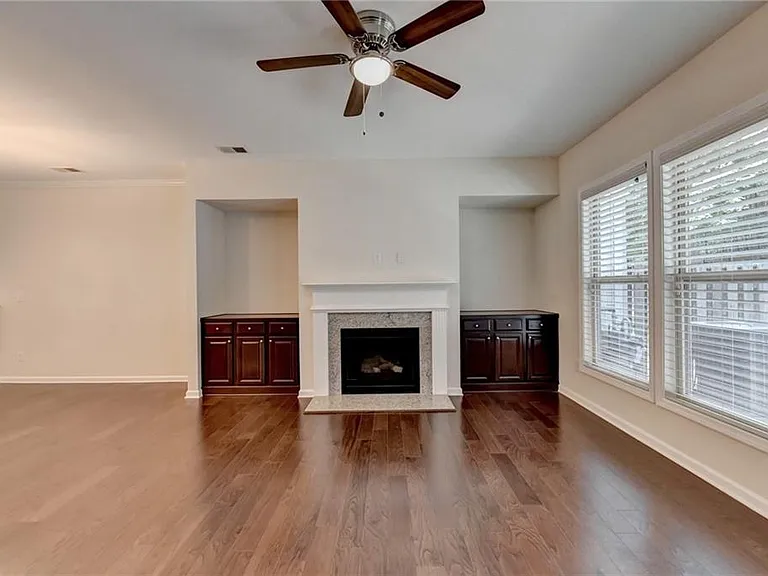 2152 Greencrest Cir — Photo 23