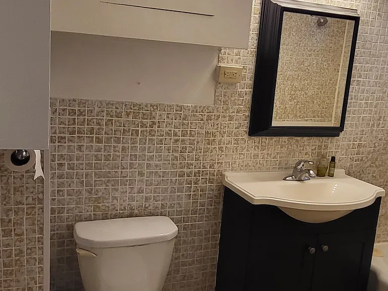 2024 Fitzwater St #1 — Photo 2