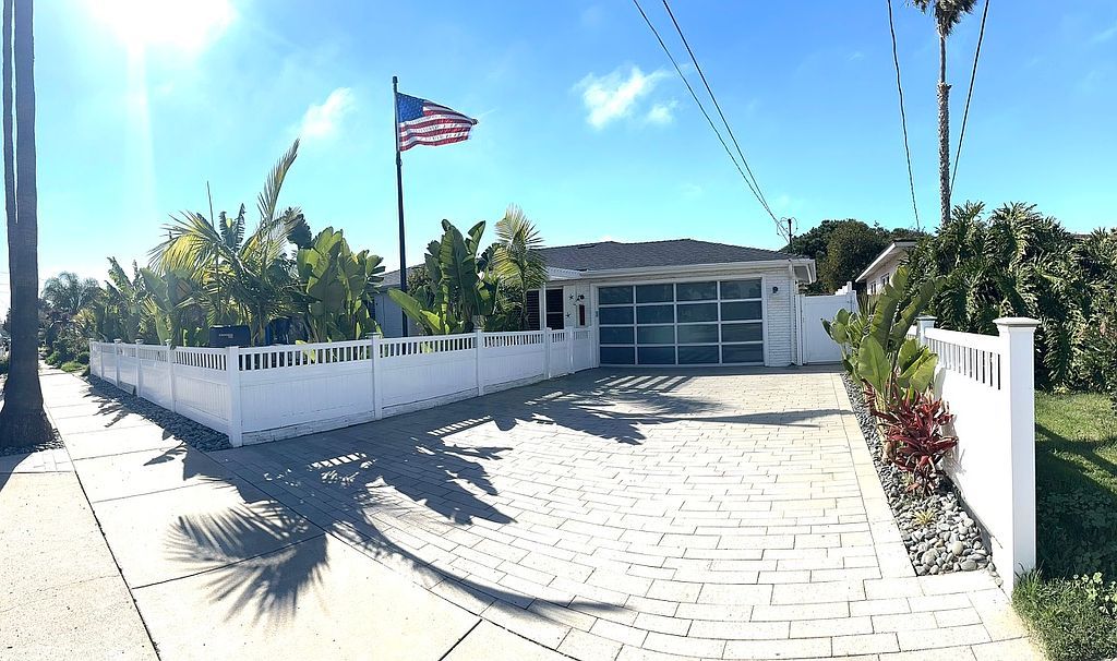 816 5th St - Property Image
