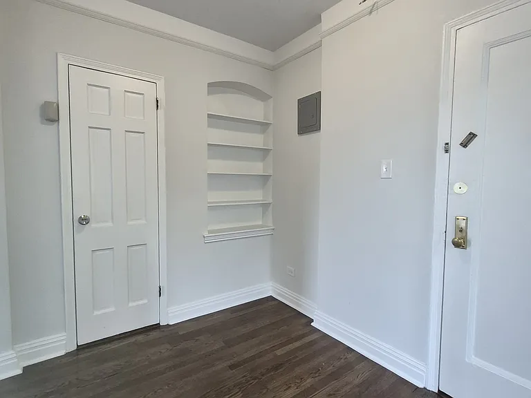 72-38 113th St #6G — Photo 3