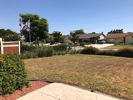 2nd image of 8589 Roswell St
