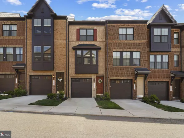 7247 Mountaineer Dr, Alexandria, VA 22306