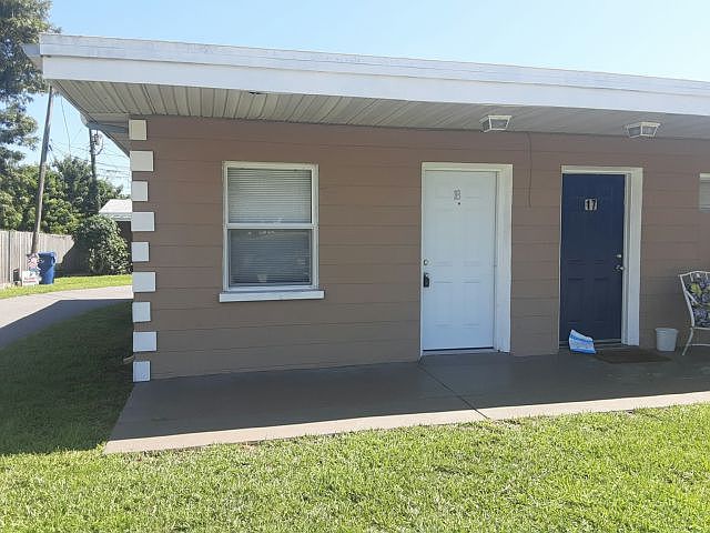 1st image of 10632 106th Ave N APT 18