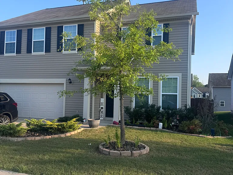 1617 Maddox Park Dr — Photo 2