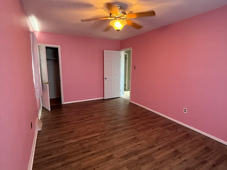 10211 Ambridge Pl — Photo 16