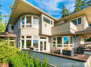 7438 W Mercer Way, Mercer Island, WA 98040
