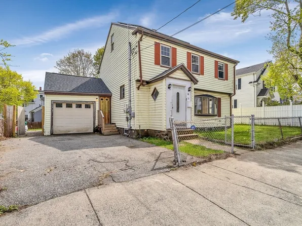 16 Howard St, Lynn, MA 01902