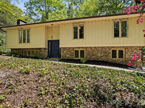 100 Greenbriar Ave, Flat Rock, NC 28731
