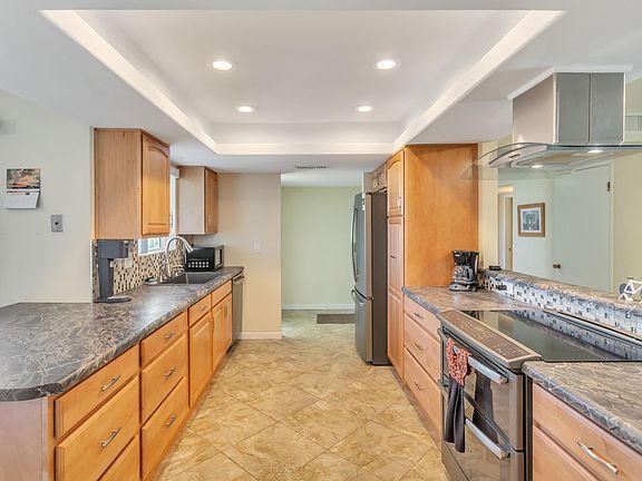 5th image of 10655 W Tropicana Cir