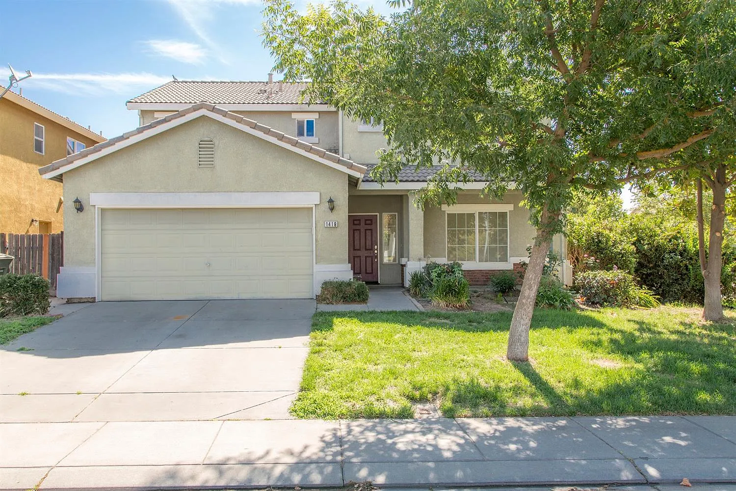 1418 Jantzen Ave photo 1