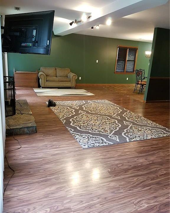 2nd image of 9944 Baux Mountain Rd