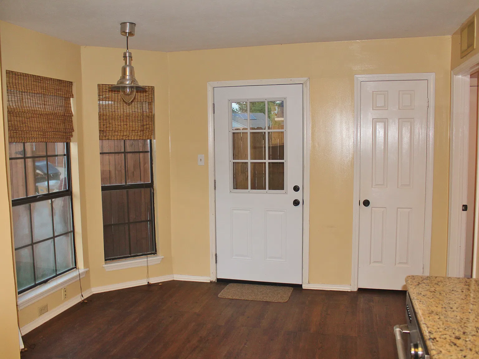 3 bed, 1444 sqft, $2,495 — Photo 2