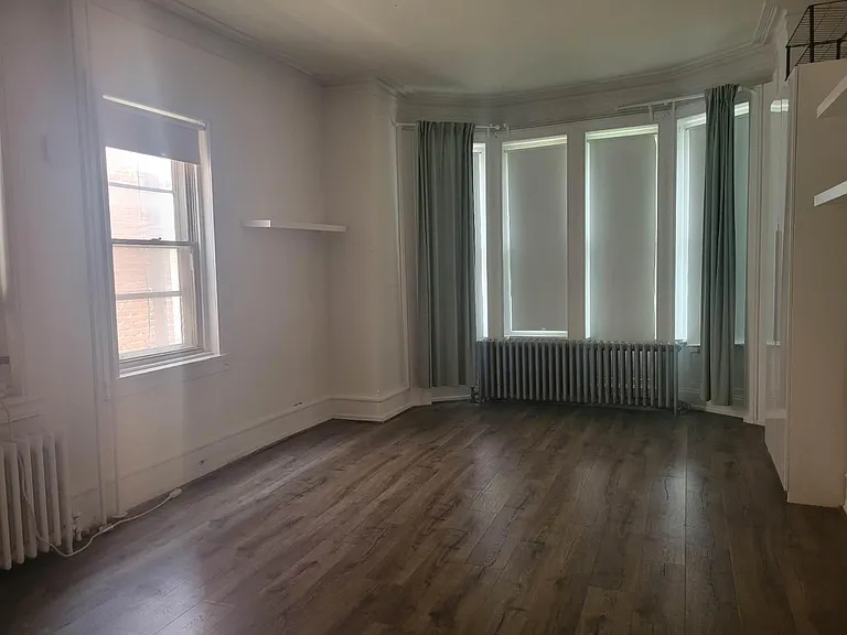 4053 Spruce St — Photo 22