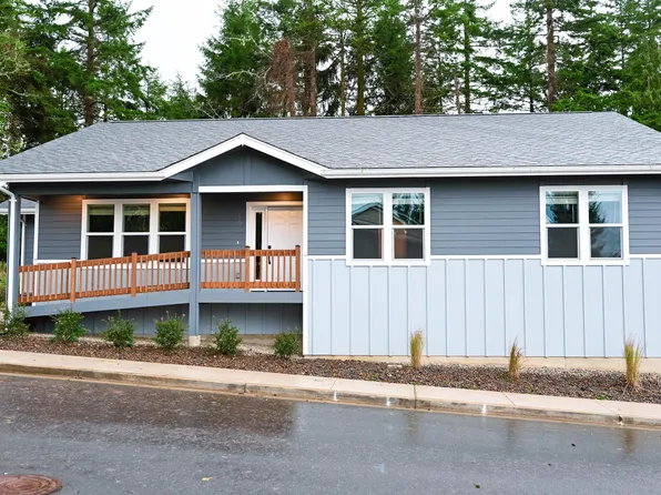 103 NE Lincoln Ln, Newport, OR 97365