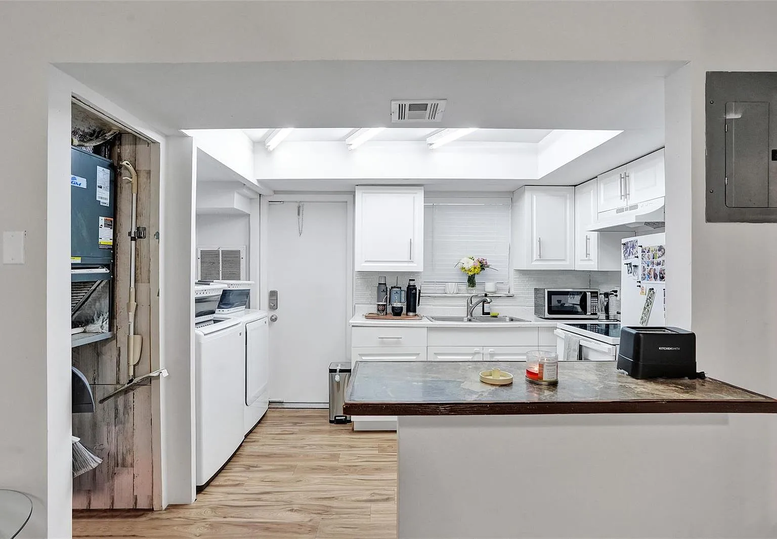4240 NW 21st Ave — Photo 1